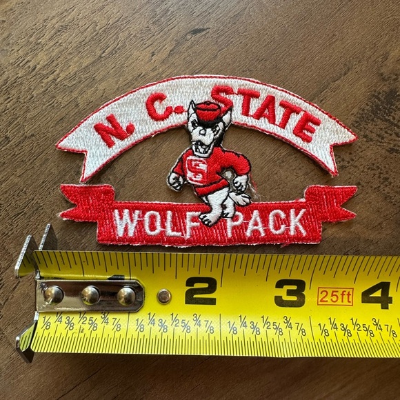VTG N. Carolina State Wolfpack FOOTBALL EMBROIDERED IRON ON PATCH - Picture 4 of 4